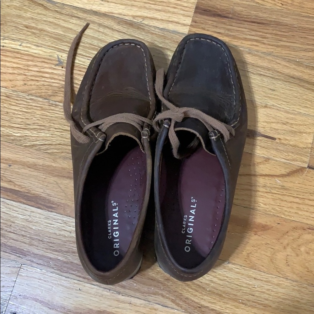 Clarks Beezwax Women’s Wallabees Size 7